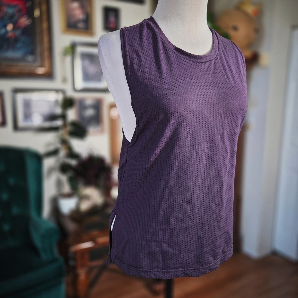 Vuori Mesh Performance Tank Top Womens XS Purple Activewear Running Gym Shirt